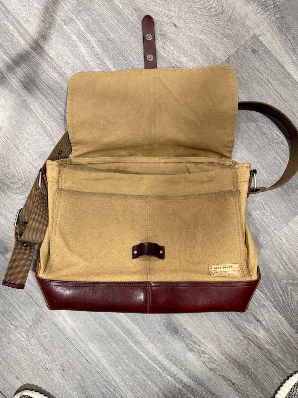 Lucky Brand Vintage Canvas Leather Messenger Bag Crossbody - Picture 10 of 10